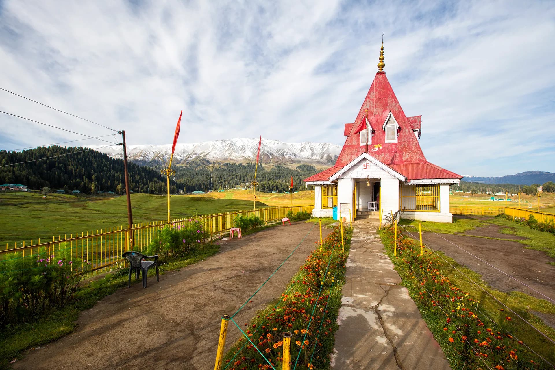 Best Snow Places in India — Winter Getaway Road Trip Guide