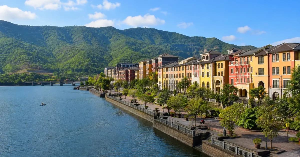Lavasa Travel Guide — Planned Hill City Near Pune