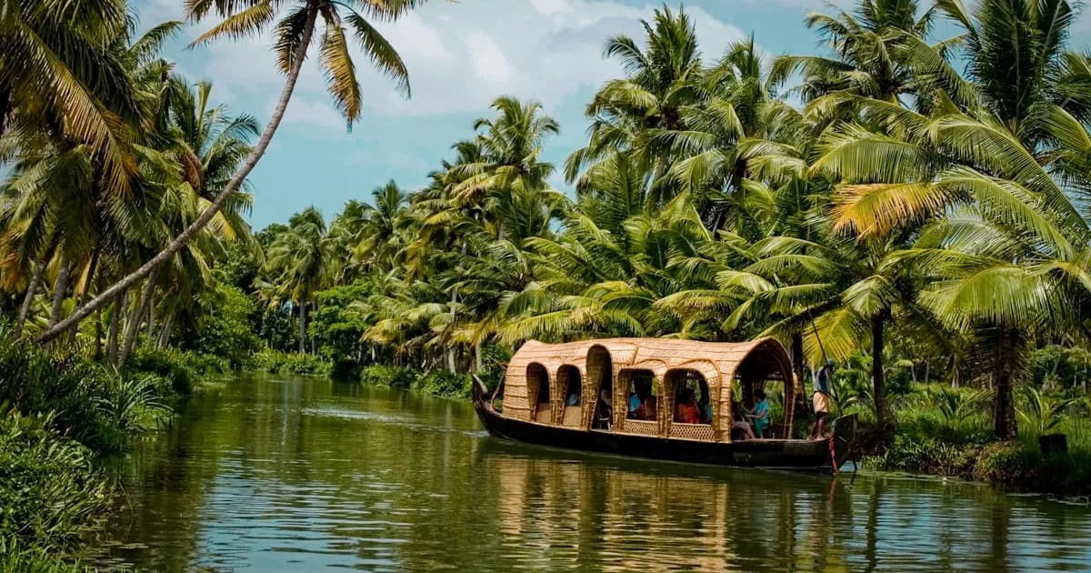 Best Things to Do in Munnar — Complete Kerala Hill Station Guide