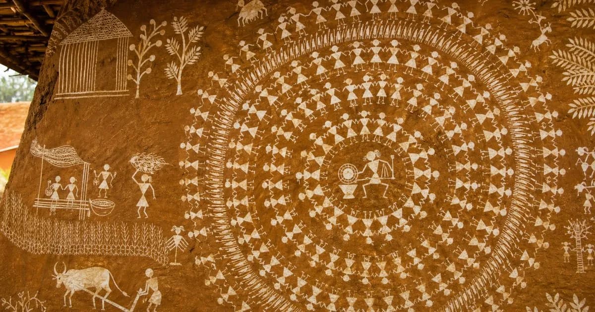 Warli Art in Maharashtra — Villages, Motifs & Cultural Trails
