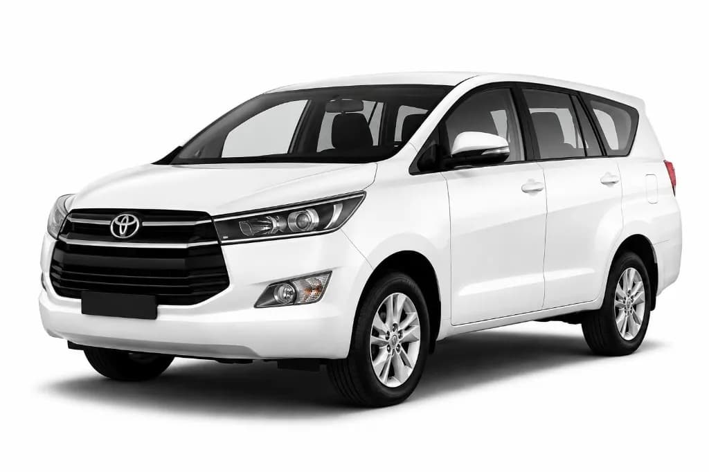 Mumbai to Pune Innova Crysta cab