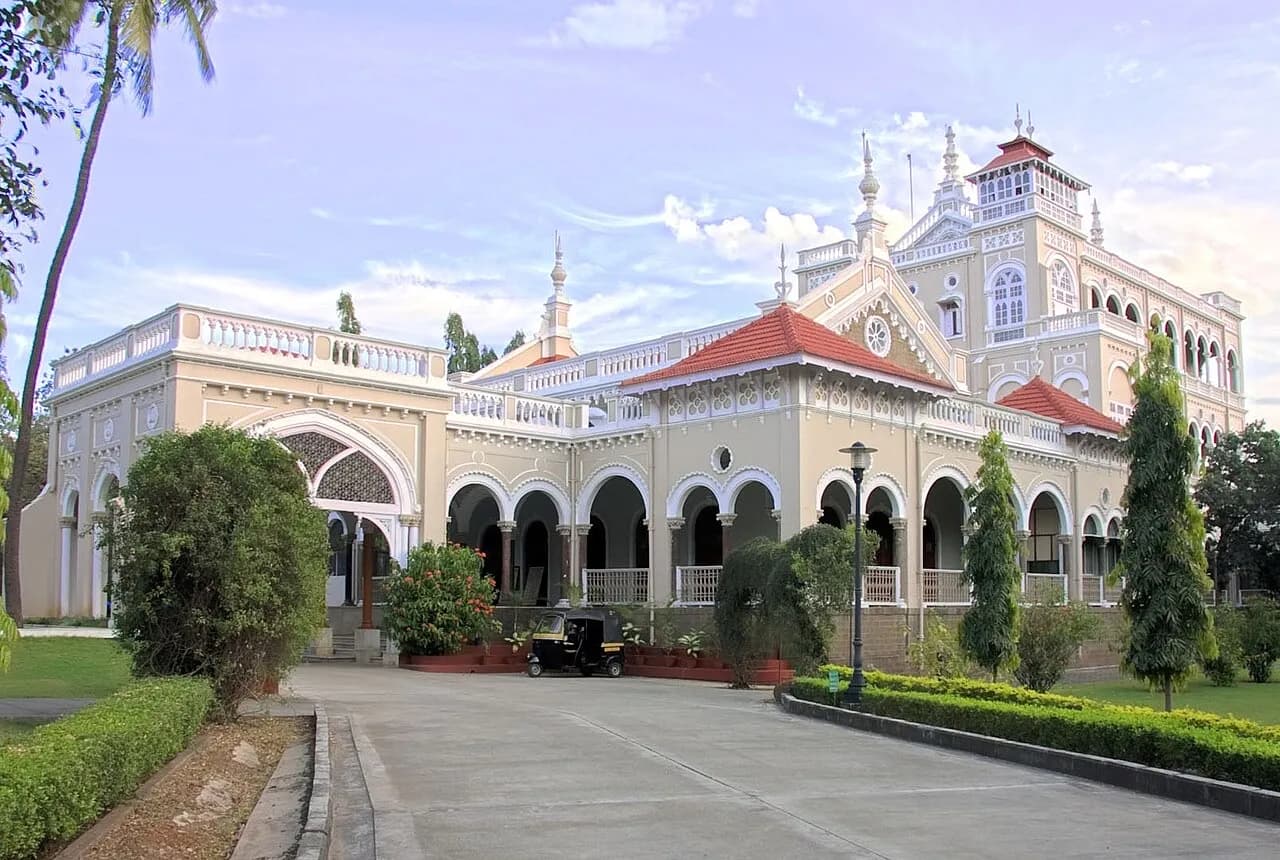 Aga Khan Palace — Pune Darshan sightseeing stop